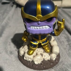 Funk pop 556 Thanos.